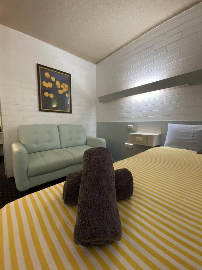 Capri Motel Balranald Εξωτερικό φωτογραφία