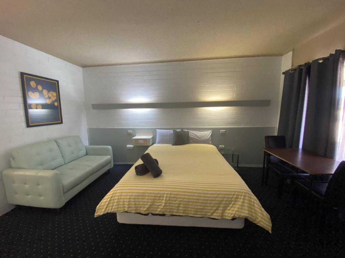 Capri Motel Balranald Εξωτερικό φωτογραφία