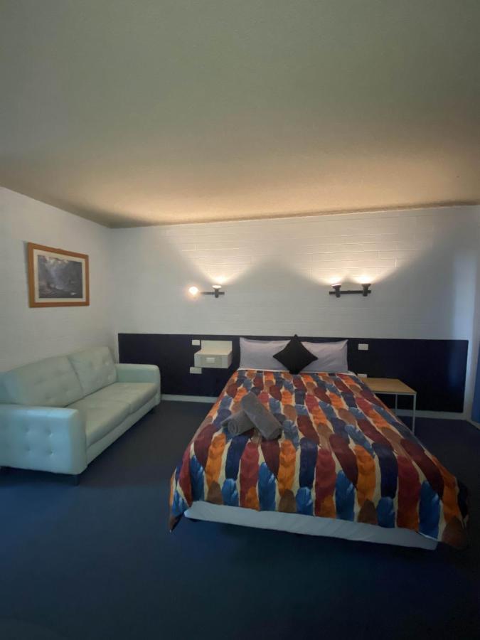 Capri Motel Balranald Εξωτερικό φωτογραφία