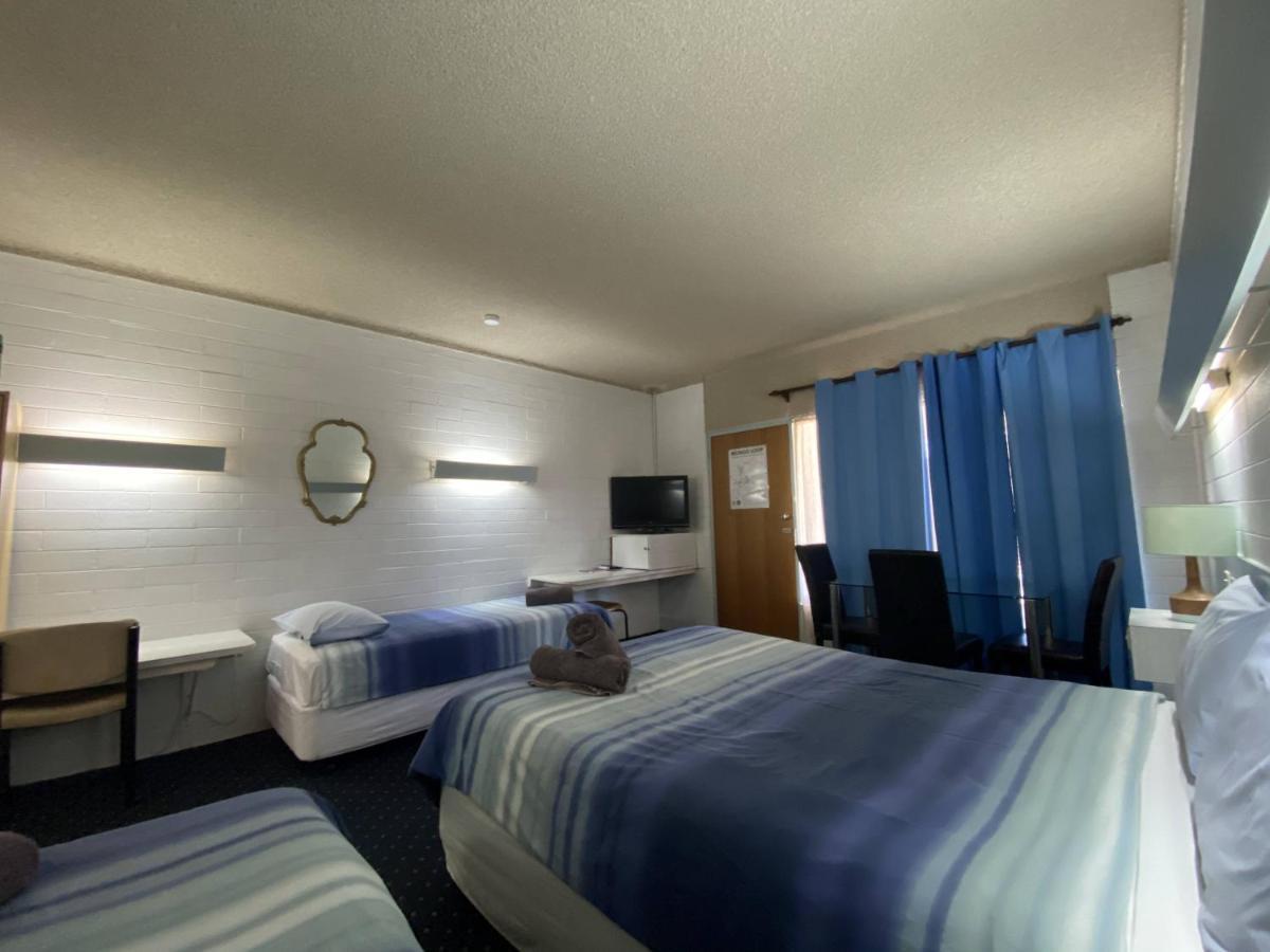 Capri Motel Balranald Εξωτερικό φωτογραφία