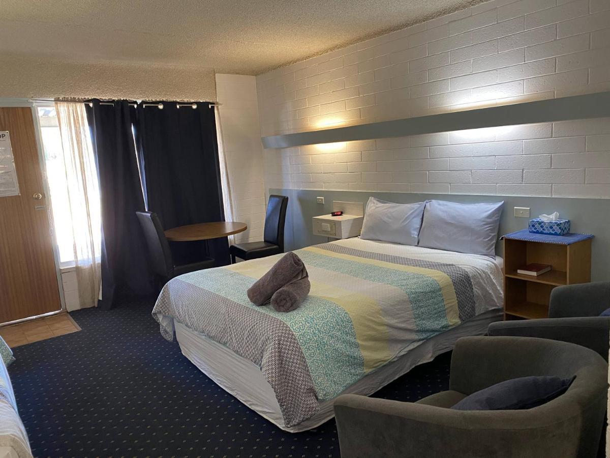 Capri Motel Balranald Εξωτερικό φωτογραφία