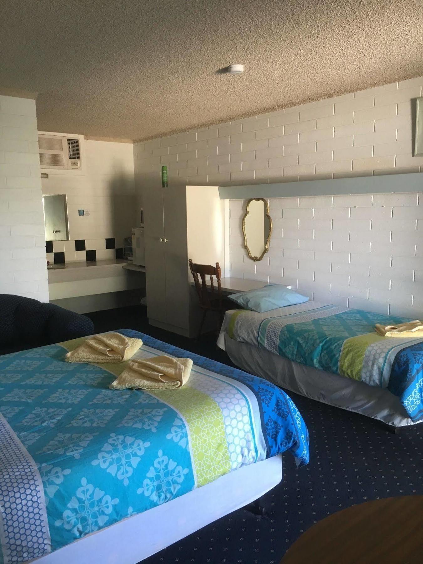 Capri Motel Balranald Εξωτερικό φωτογραφία